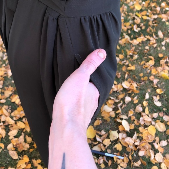 Dark Green Dress - Picture 3 of 4